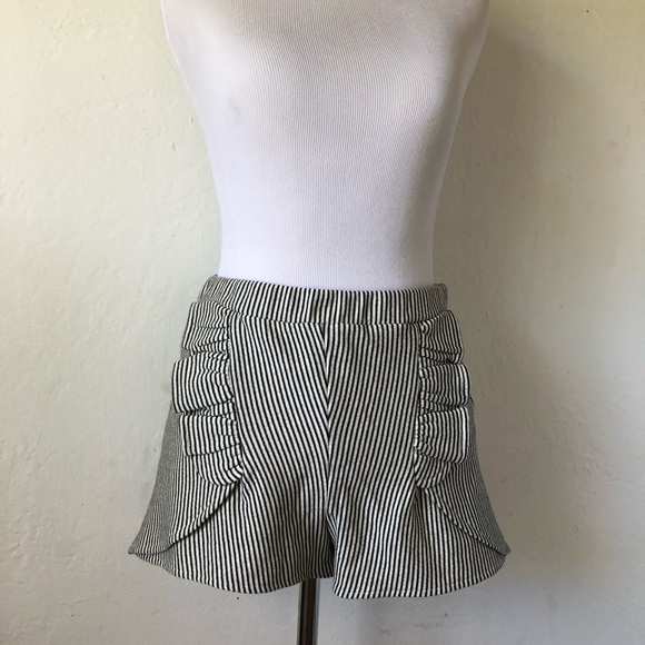 Striped shorts ...super cute! ZARA TRAFALUC - Picture 3 of 4